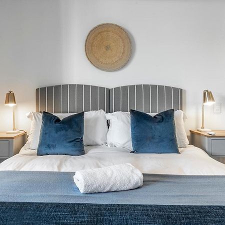 17 Marine, 2 Bedroom Sea-Facing Apt101 Hermanus Eksteriør bilde