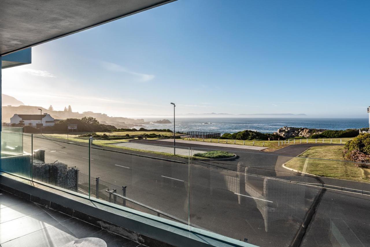 17 Marine, 2 Bedroom Sea-Facing Apt101 Hermanus Eksteriør bilde